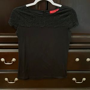 Elle super soft lace top
